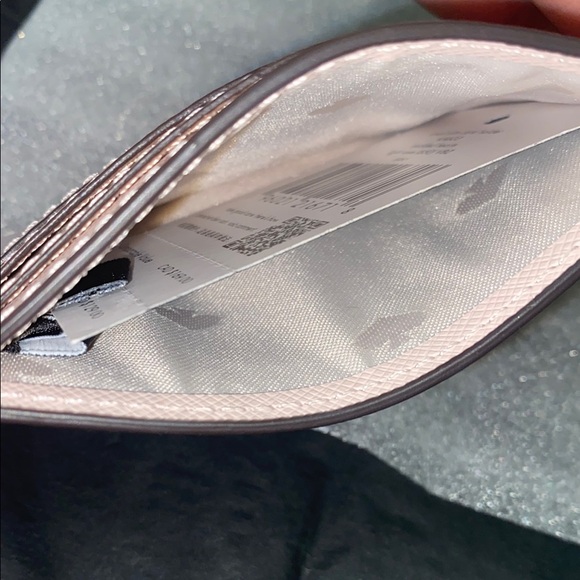 Kate Spade Pink Card Holder with Heart 🤍 Accents NWT 🏷 - Picture 5 of 8